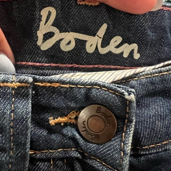 Boden blue Denim Skirt size 4R academia school
Girl - Picture 2 of 6